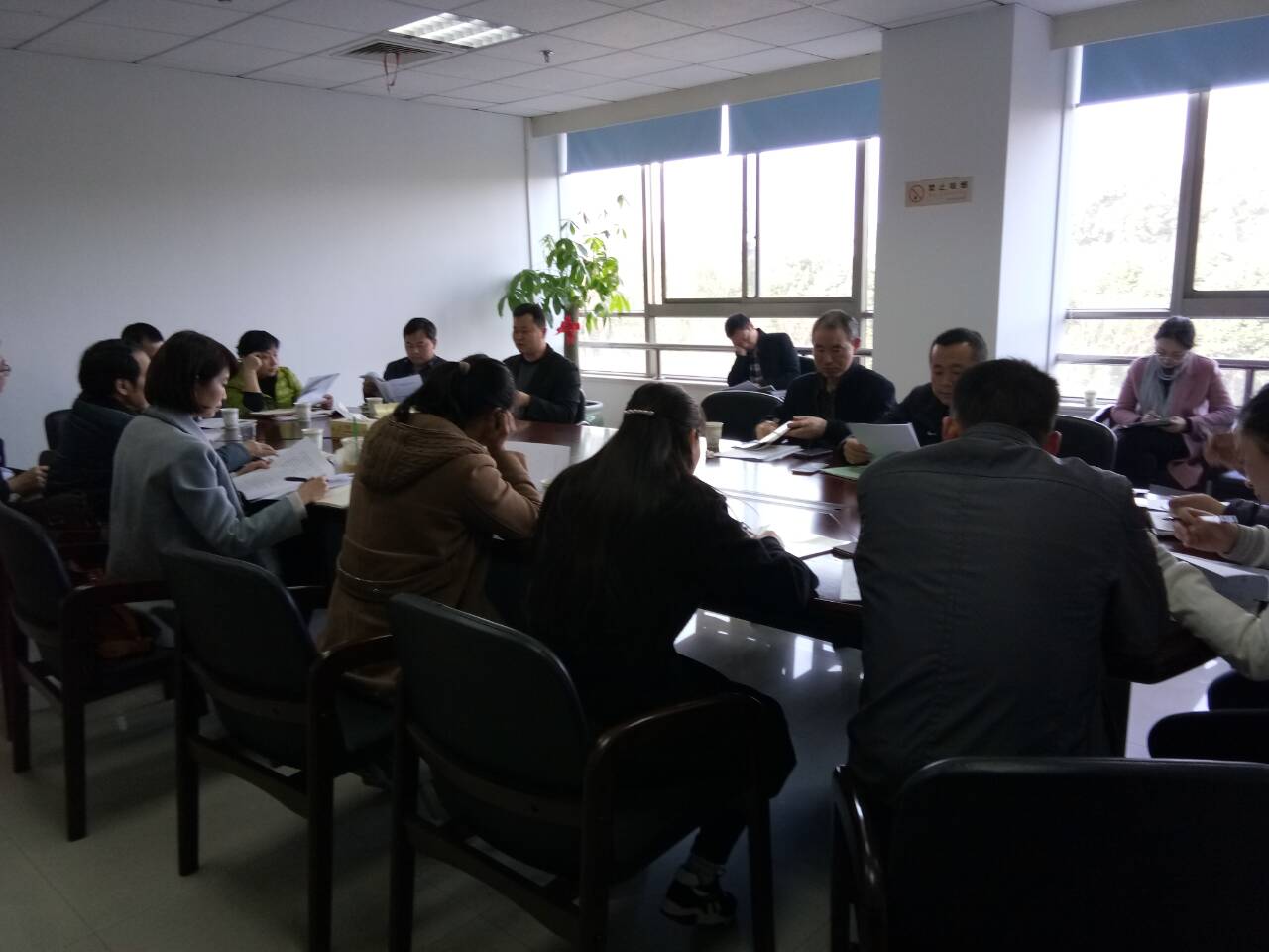 区民政局召开基层民政办座谈会 就村（居）民委员会换届选举前期有关工作听取意见