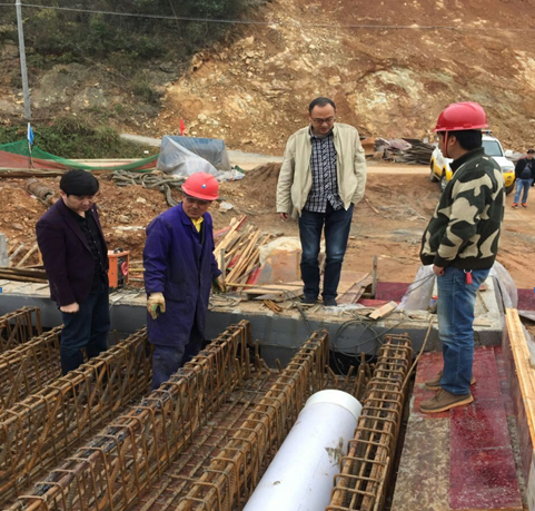 市交通质安处到株洲县检查农村公路建设