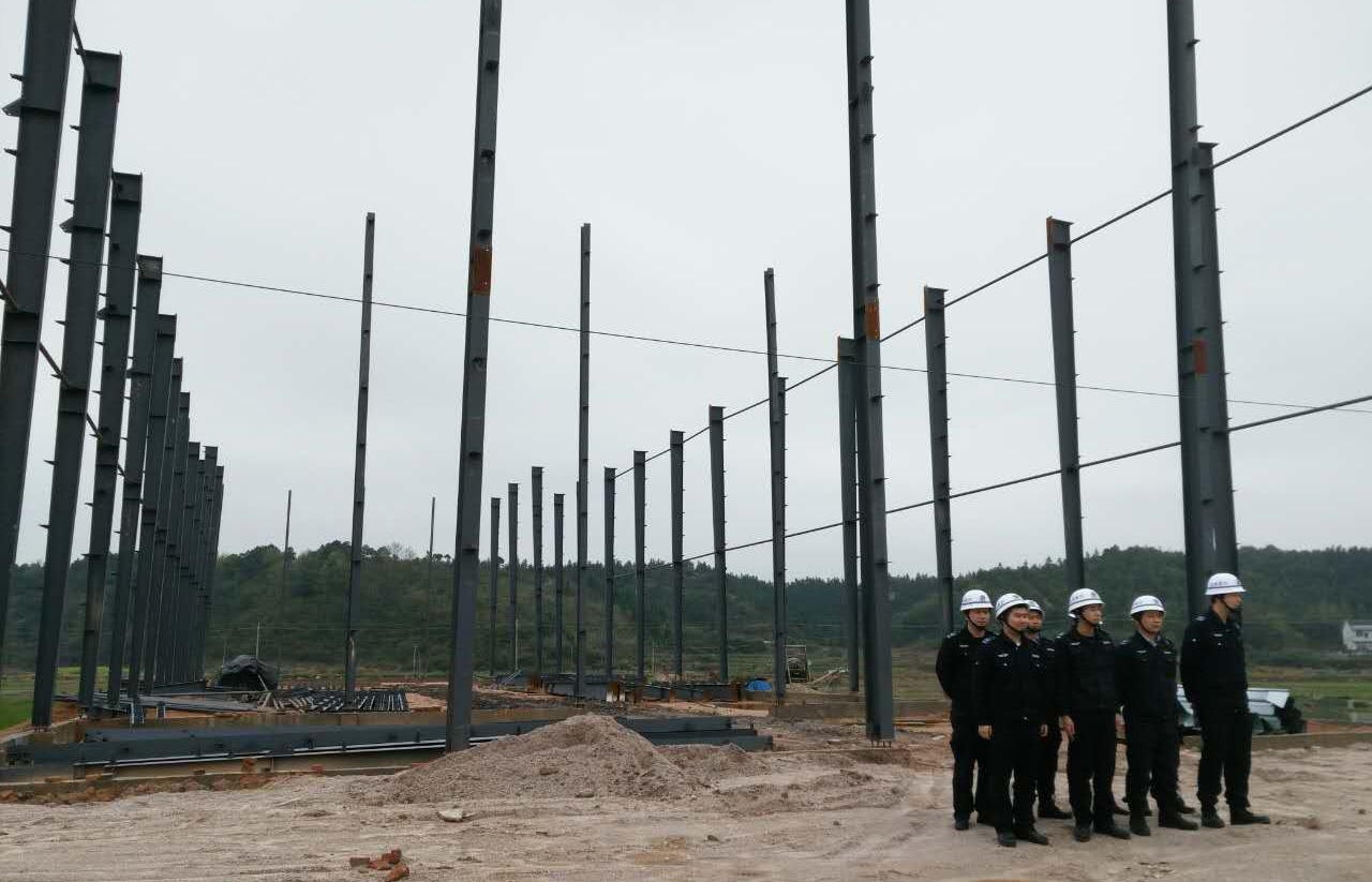 柔性执法见成效 违建厂房自行拆除