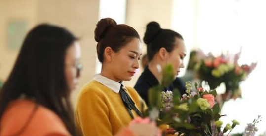 “四艺生活，大雅高科”——株洲高科集团职工女校揭牌开班
