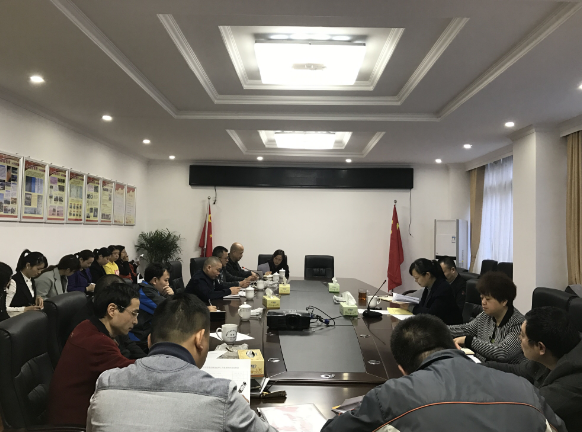 贺家土街道召开社区居委换届工作部署会
