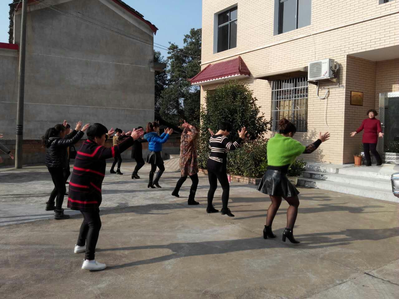 “妇女之家”扎根农家