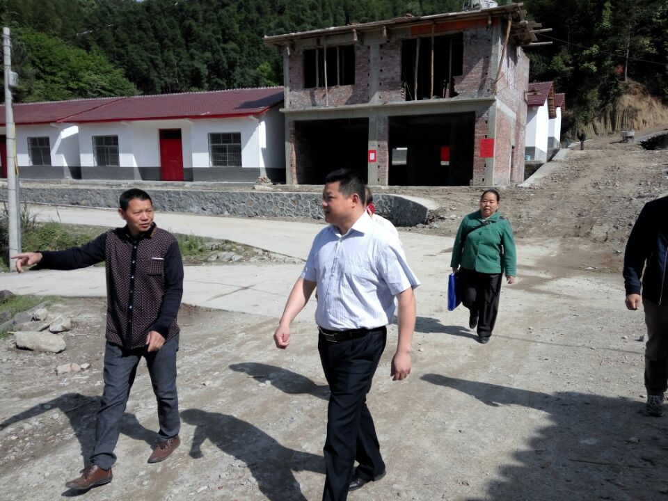 副区长杜益赴炎陵县调研精准扶贫对口帮扶工作