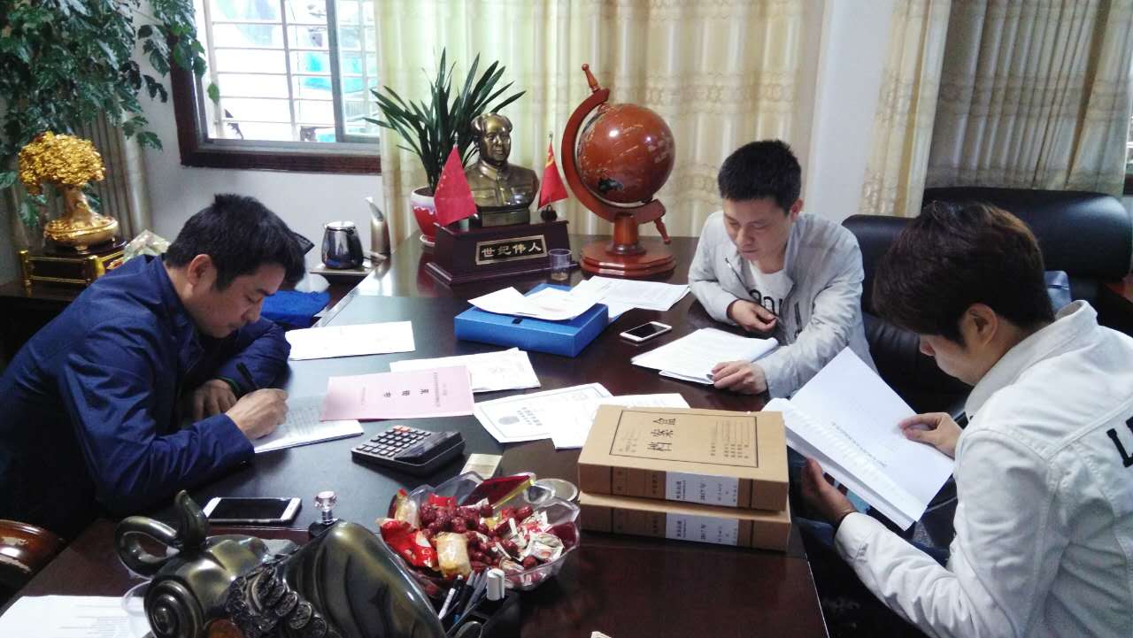 攸县食品药品工商质量监督管理局加强机动车安全技术检验机构监管
