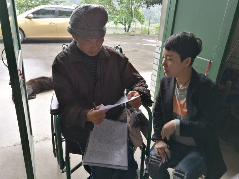 区人社局积极开展综治民调大走访 3天走访686户