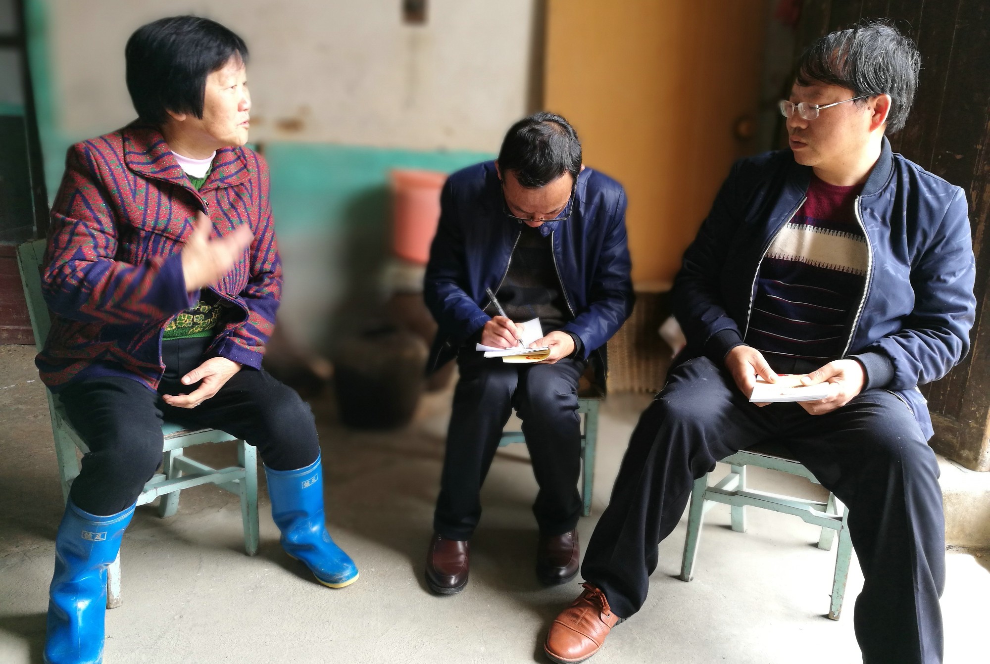 攸县农机局开展精准扶贫大走访