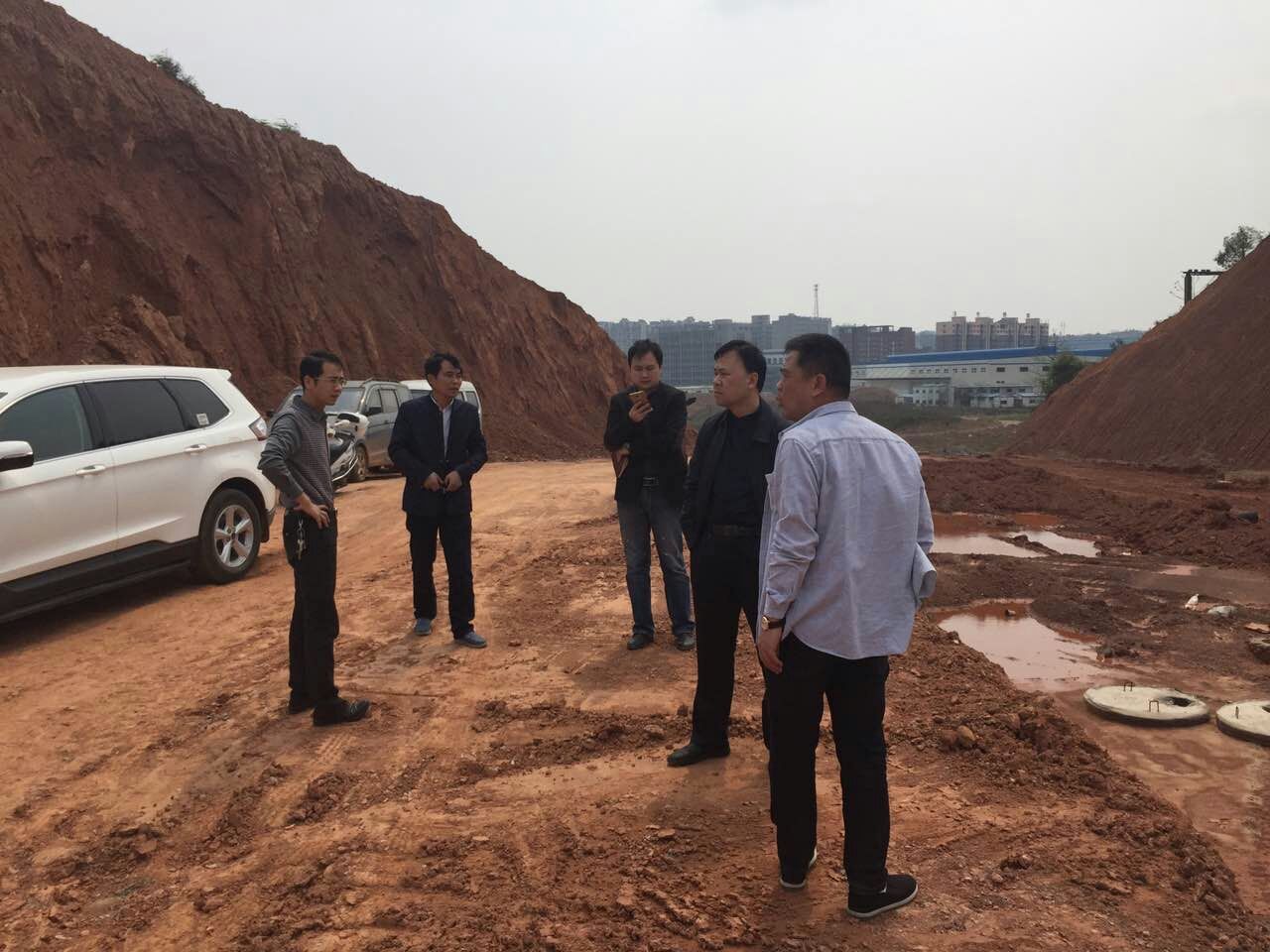 区委常委、区委办主任林坚带队赴枫溪开展企业帮扶年活动
