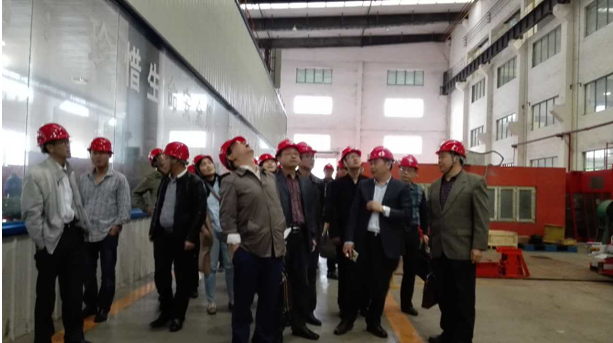 市国资委机关开展“政企对接、双学双促”专题活动