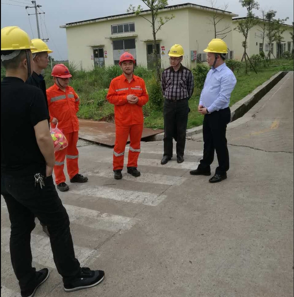 市城管局长李晓彤一行来攸调研垃圾处理工作