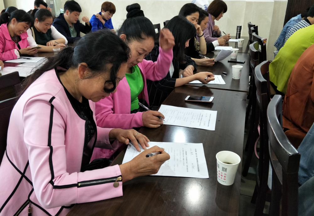 鸾山镇召开新一届村（社区）委初步候选人集体谈话会