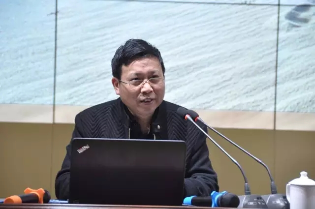 株洲市地理中考复习研讨活动在天元中学举行