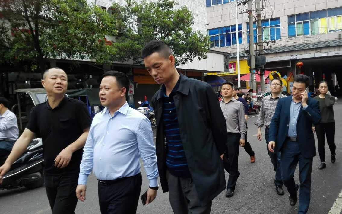 市城管局长李晓彤一行来攸调研垃圾处理工作