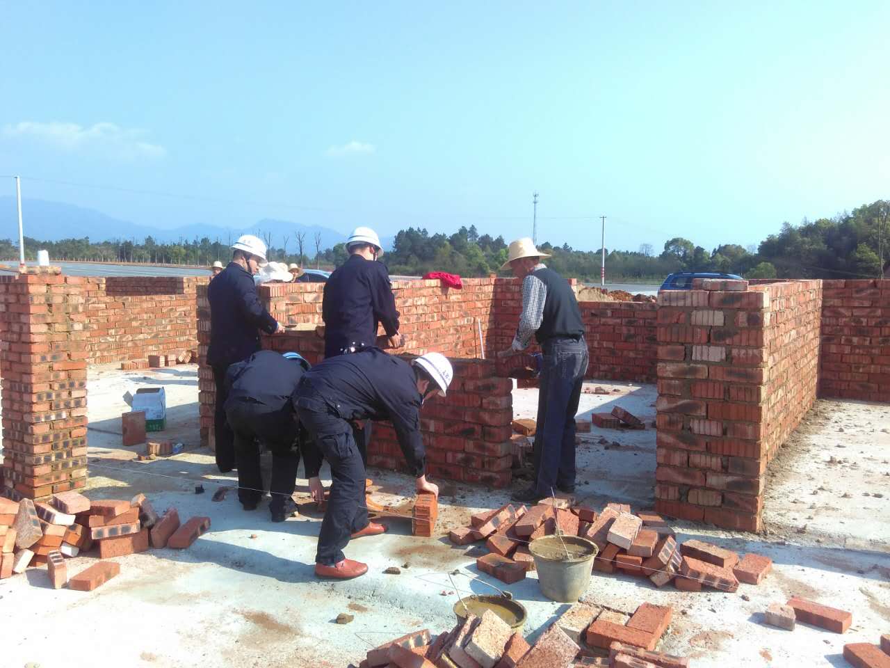 规范项目工程建设，“超标”建筑自行拆除