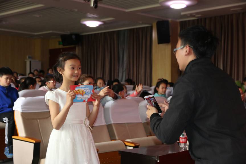 株洲市第六届“快乐童声”在天台小学举行海选专场