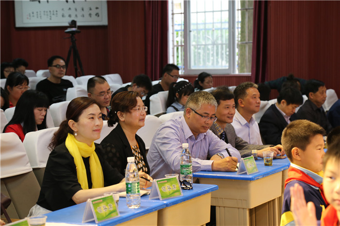 株洲市小学科学优质课竞赛暨小学科学课程标准培训活动在天元区泰山学校举行