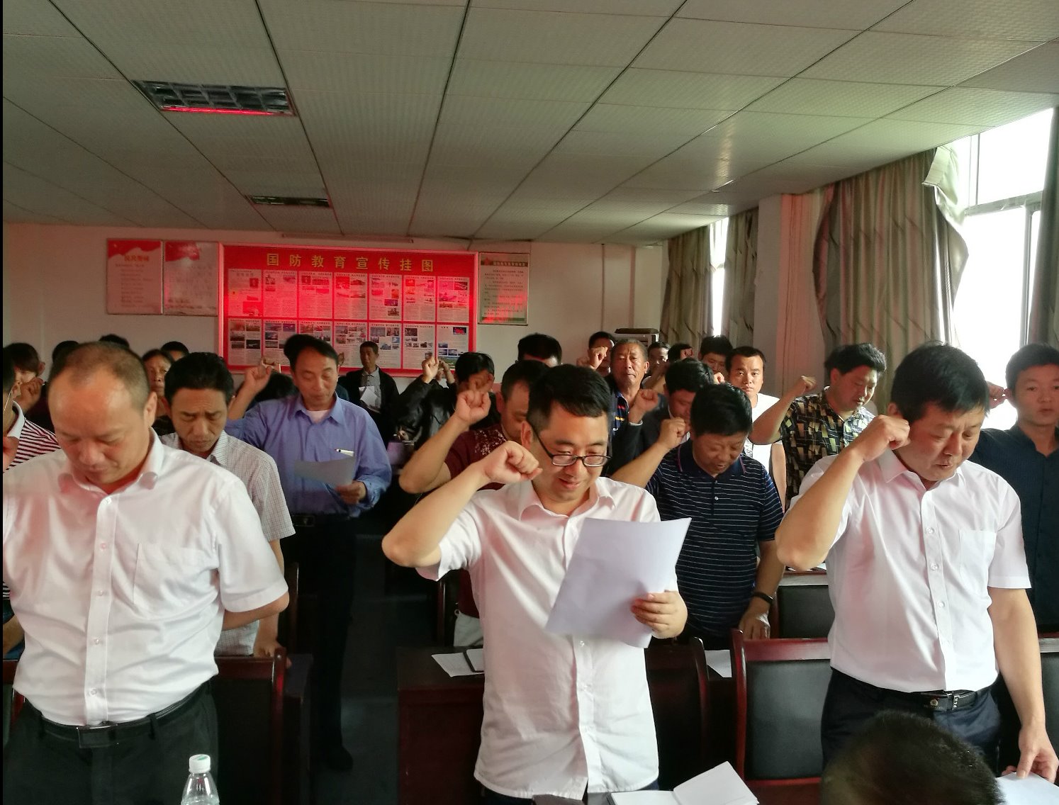 谭桥街道举行新任社区（村）干部宣誓仪式