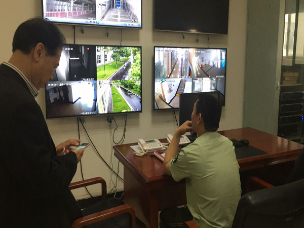 攸县消防大队督查指导社会企业微型消防站建设工作