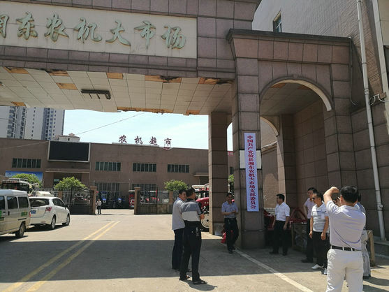 党建凝聚合力 商户抱团发展