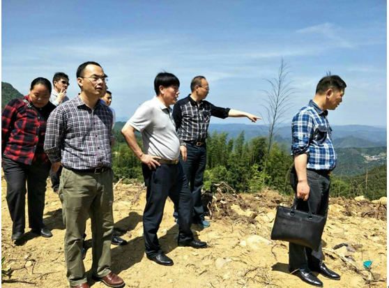 区政协主席陈光国到炎陵县仙坪村调研指导精准扶贫工作