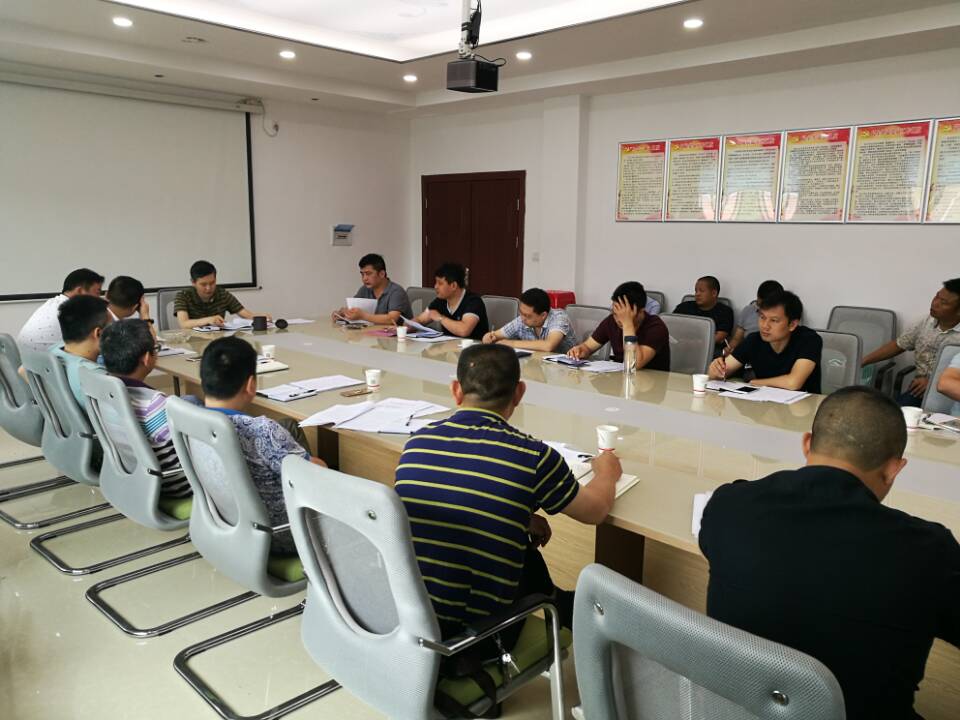 县市场服务中心、市建公司召开推进“两学一做” 学习教育常态化制度化工作会议并开展支部主题党日活动