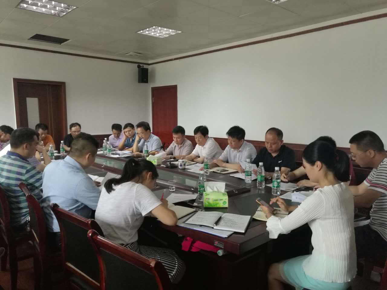 攸县食品药品工商质量监督管理局召开工作调度会 推进完成半年工作任务