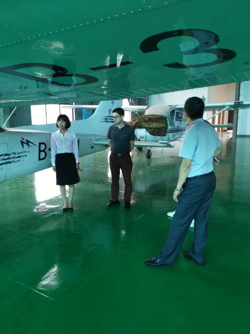 市“动力产业补短板的问题研究”课题调研组到芦淞进行专题调研