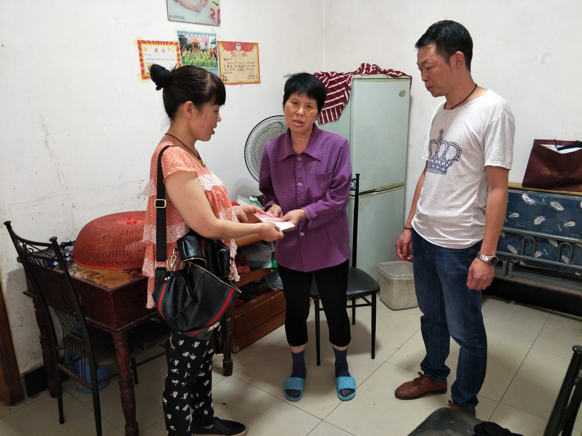 建宁街道开展“主题党日”系列活动