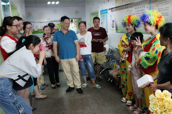 人医有爱 健康相伴——县人民医院举办“六一”儿童节主题活动