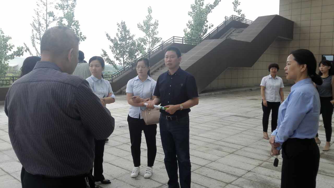 工委罗克俭主任视察新区职工之家