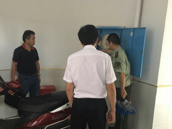 伦敦大火敲响警钟 攸县消防大队联合民政局查老年公寓火患