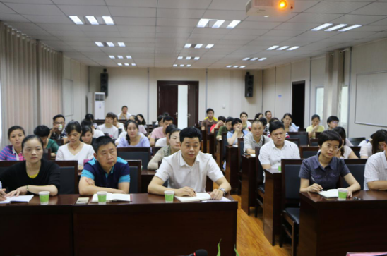 区委常委、统战部长冯湘玲到建设街道开展“两学一做”学习教育专题党课活动