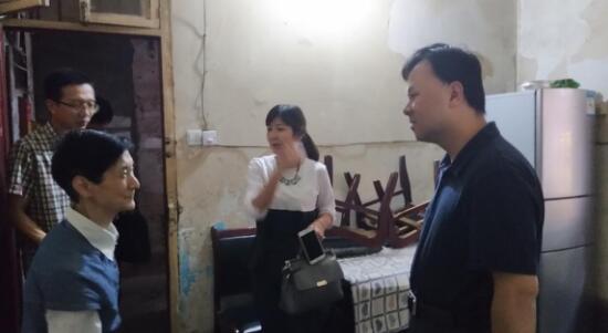 区委常委、区委办主任林坚到庆云街道慰问困难党员