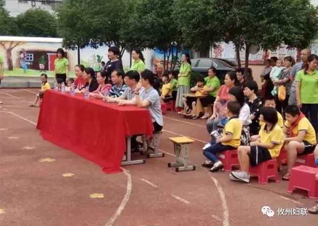 庆“六一”：攸县妇联、攸发集团联合开展系列关爱留守儿童活动