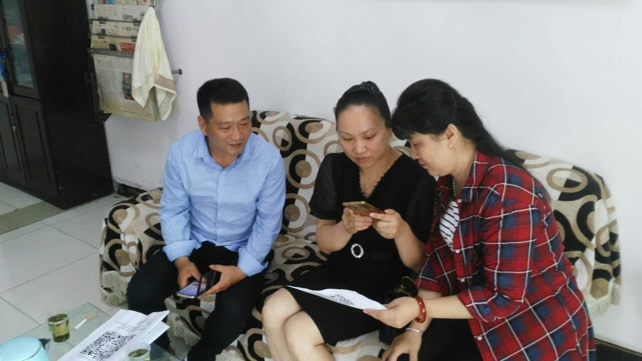 龙泉街道到辖区企业开展禁毒宣传大走访