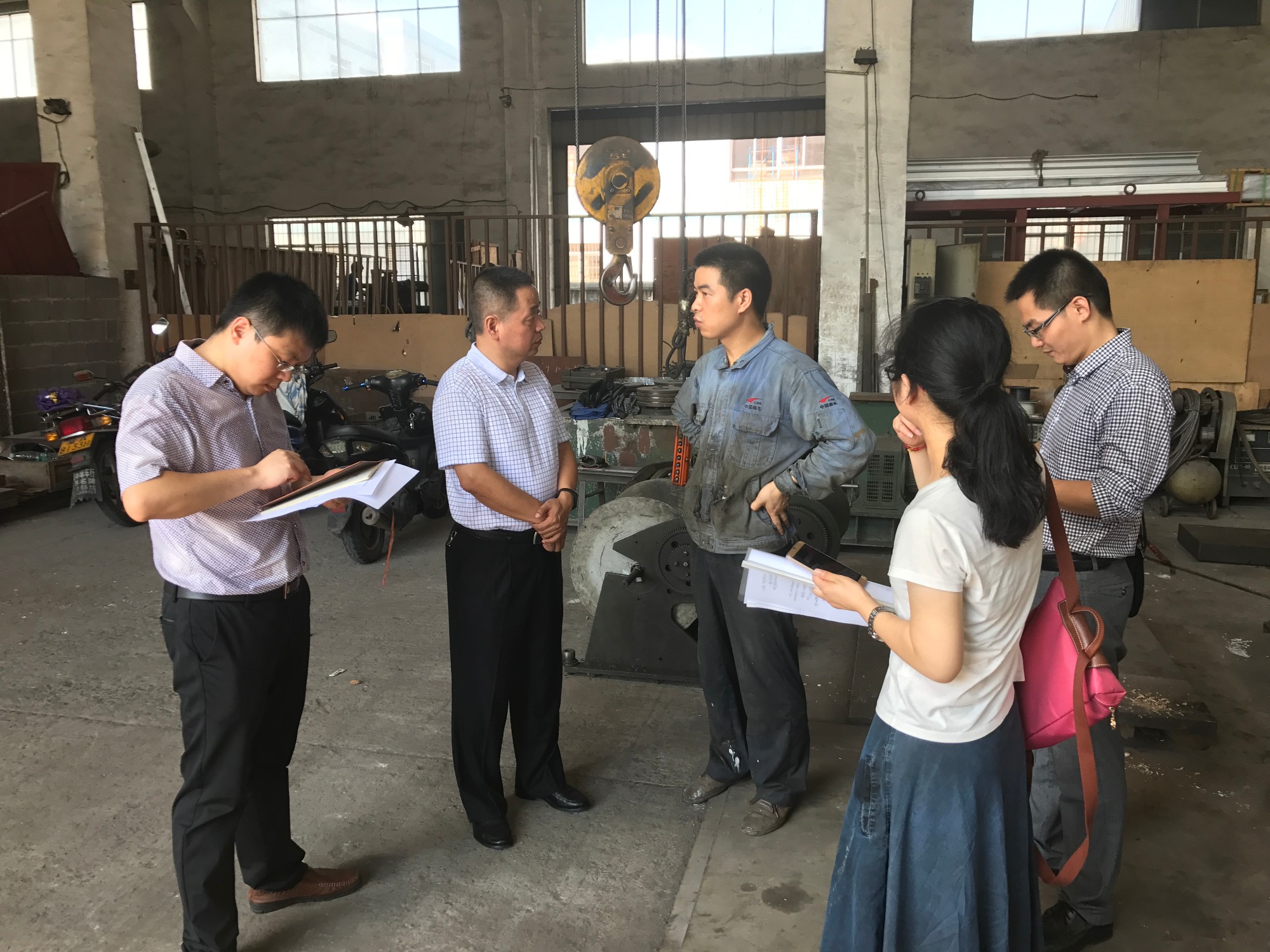 区统计局走访调研辖区内规模以下工业企业