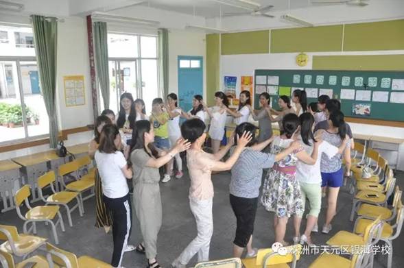压力山大怎么办，心理咨询师来帮忙——银海学校老师减压培训活动