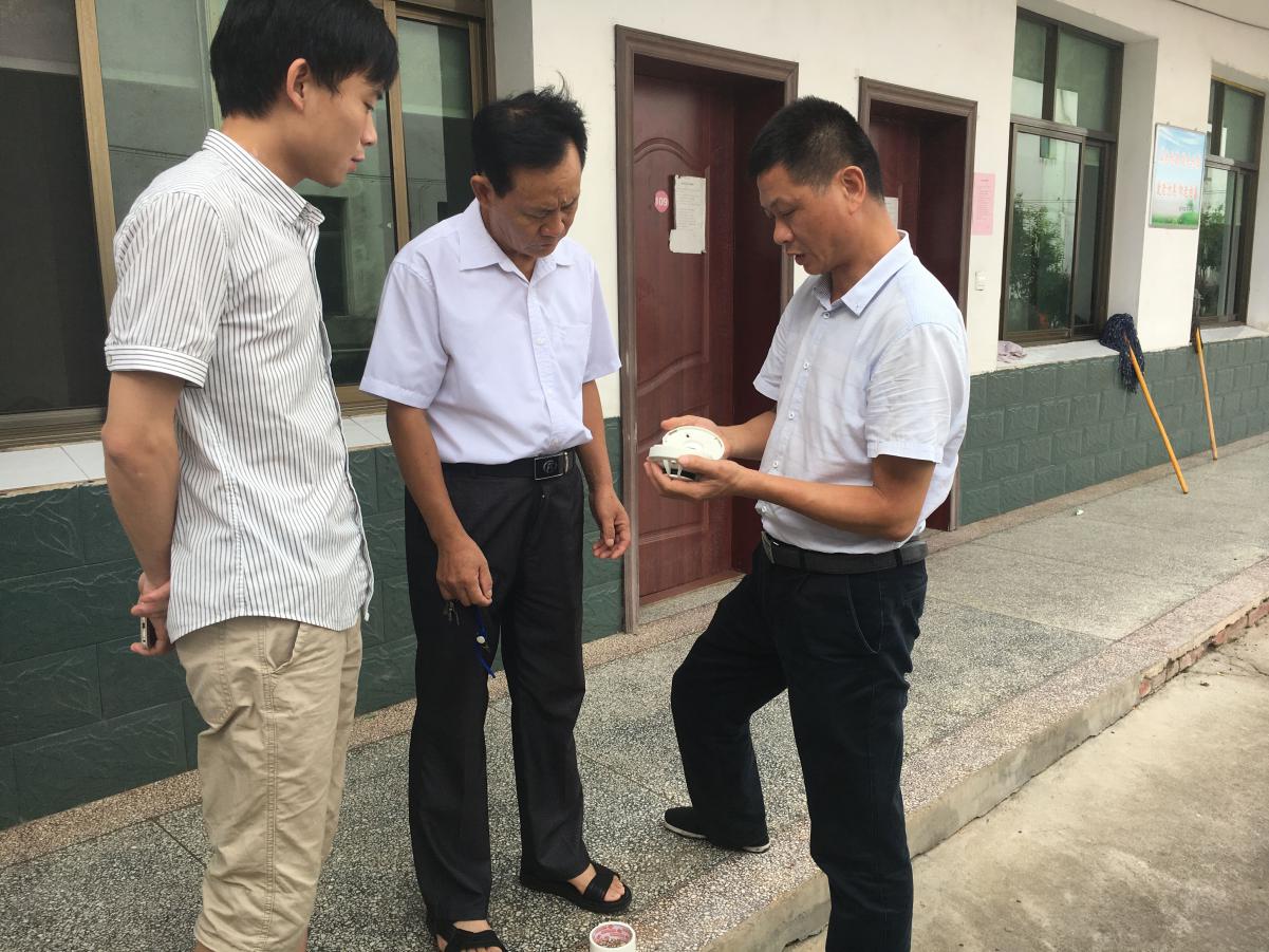 攸县民政局联合消防大队在敬老院推广安装独立感烟报警器