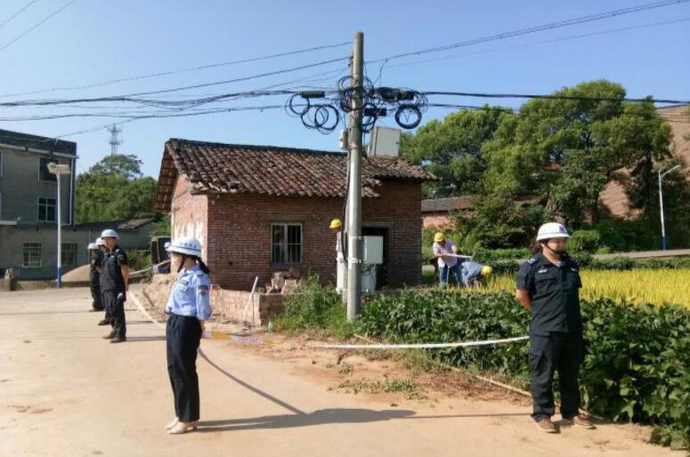【活城区攻坚战】市民自拆违建，助推拆违控违工作