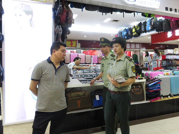 攸县消防大队组织开展人员密集场所消防宣传活动