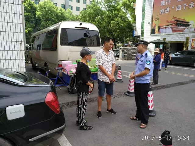 面对占道经营，株洲城管居然这么做……