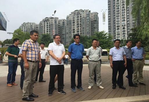 宁夏回族自治区人民政府副秘书长王小成考察调研湘江风光带河西段