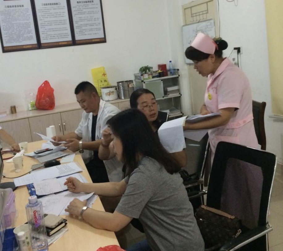 区城乡医保中心一行赴白关镇姚家坝卫生院现场稽查