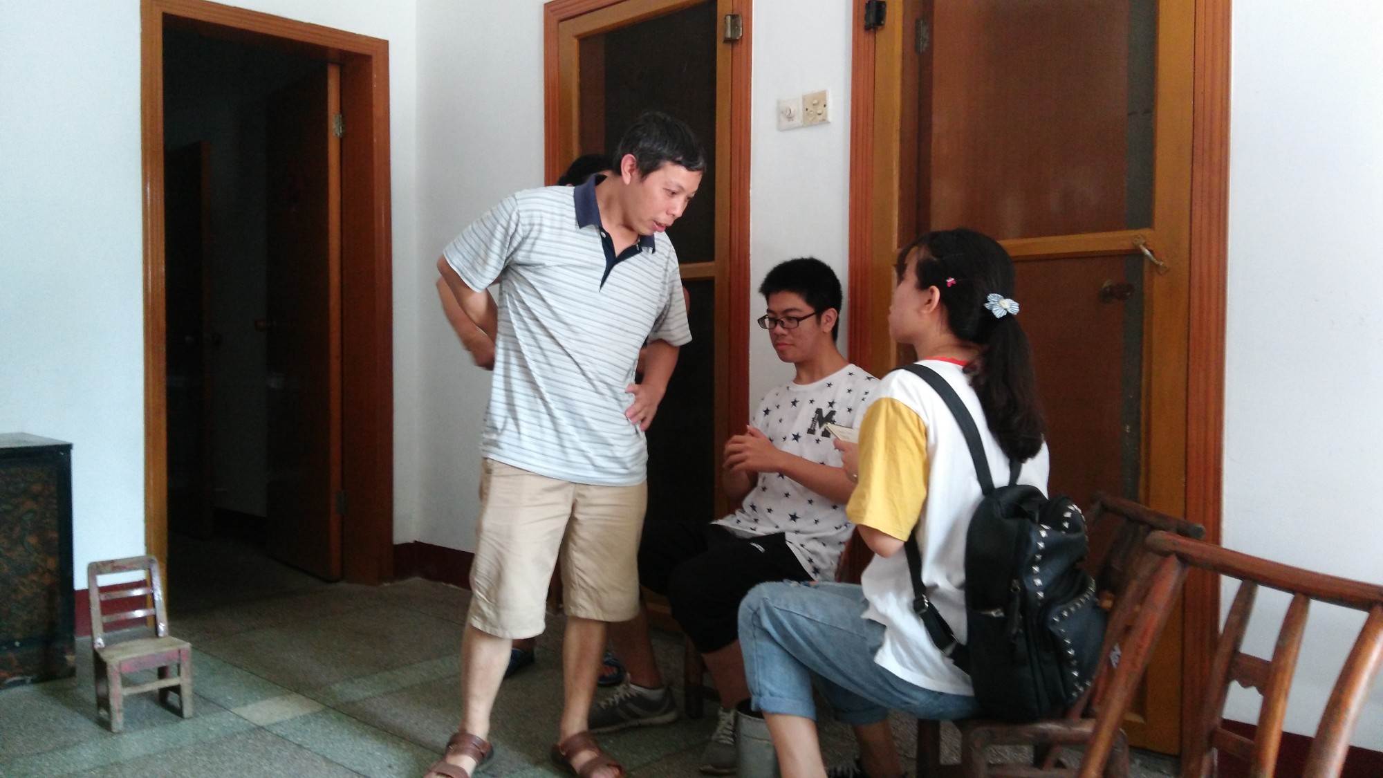 龙泉街道:金秋助学,为学子带来梦想与希望
