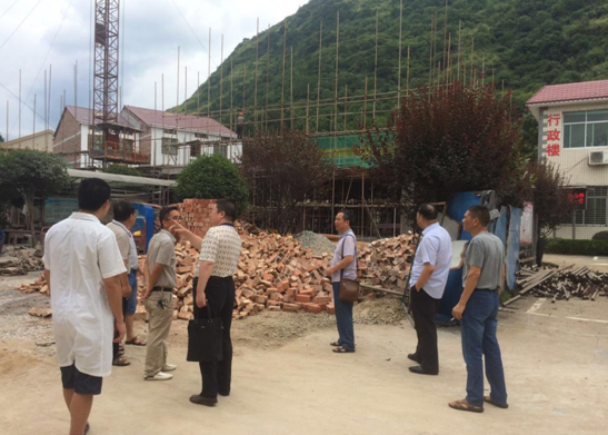 攸县“美社区”攻坚指挥部督导卫生计生基建项目