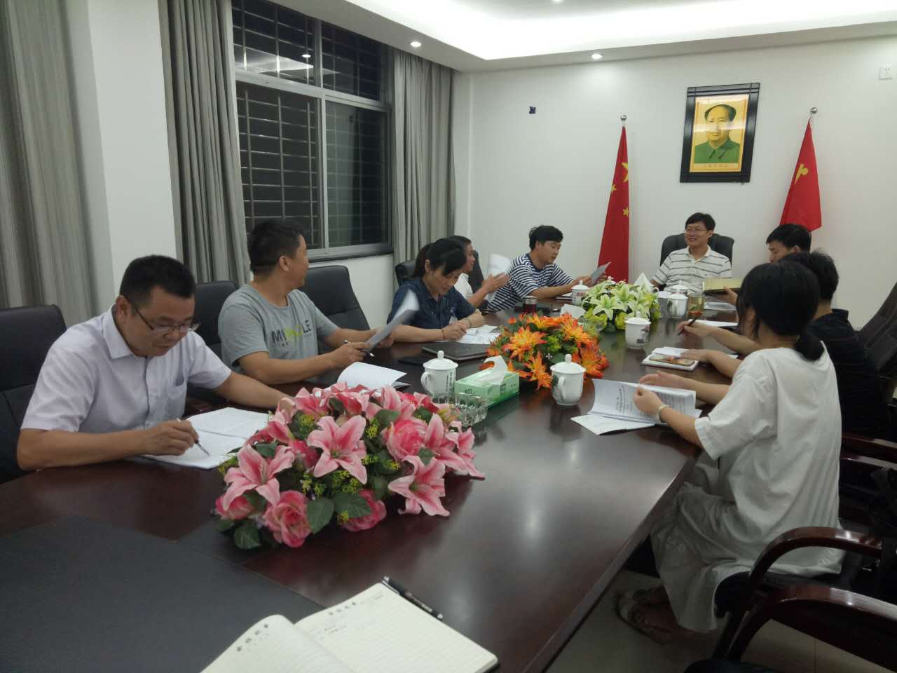 莲塘坳镇传达贯彻县委十二届四次暨十七届县人民政府二次全体（扩大）会议精神