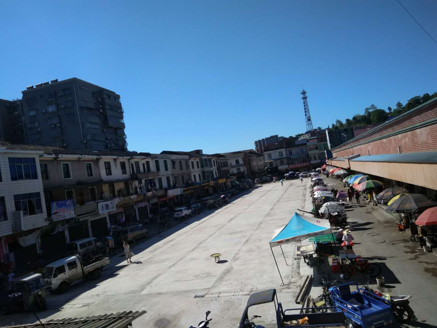 皇图岭市场改造停车场
