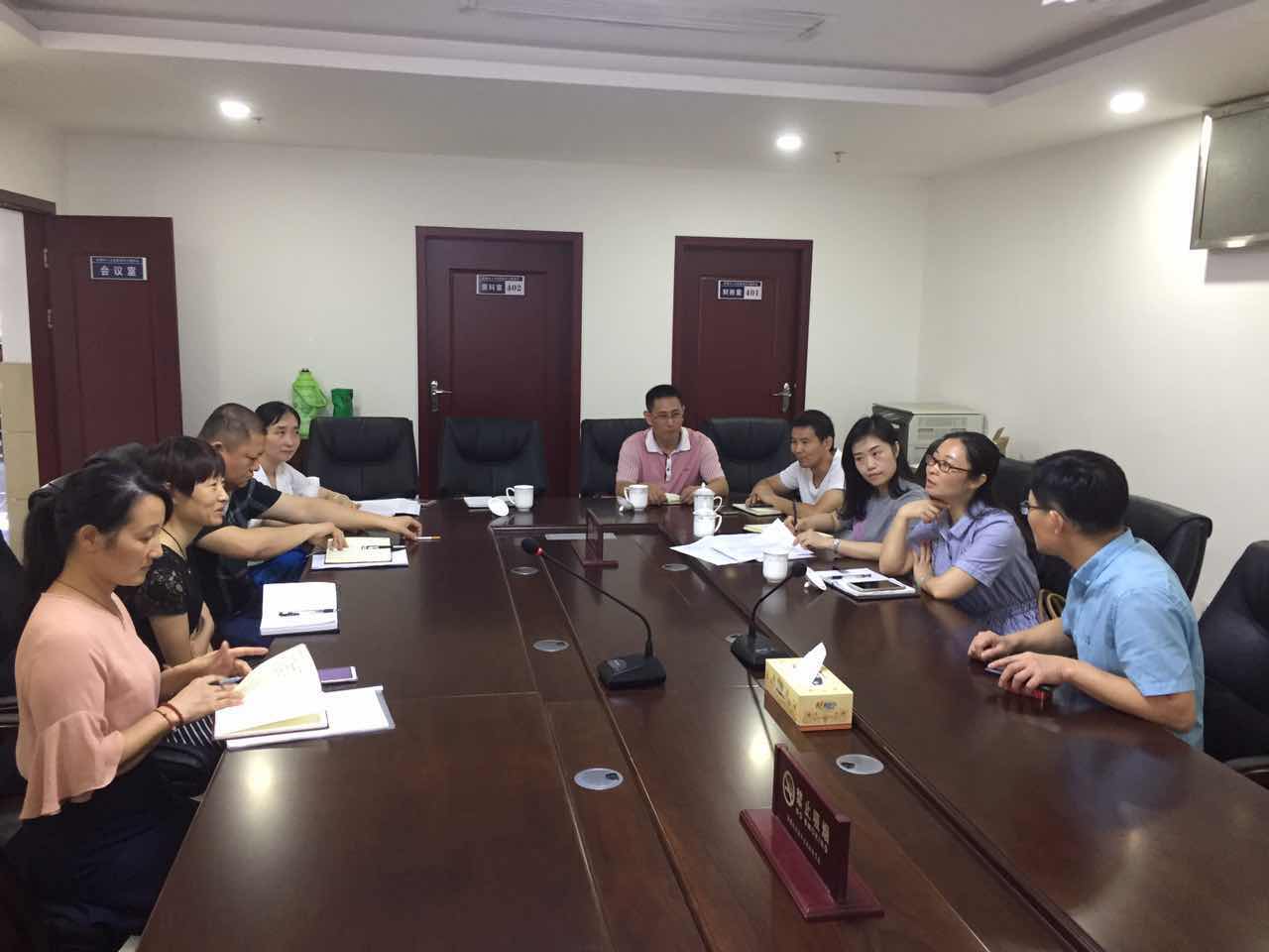 区人社局一行赴荷塘区考察“一门式”政务服务工作