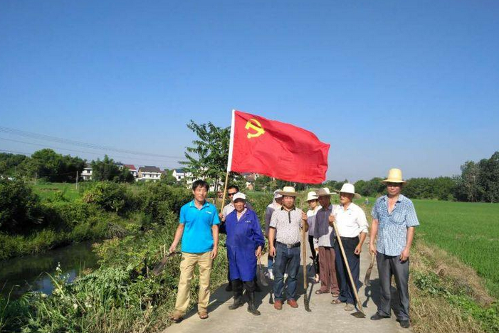 【春联街道】山背社区党员 让这炎炎夏日吹来阵阵凉风