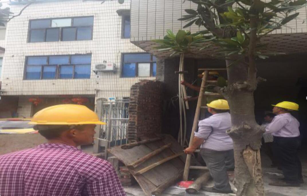 【活城区攻坚战】依法拆违，严打违章乱建行为