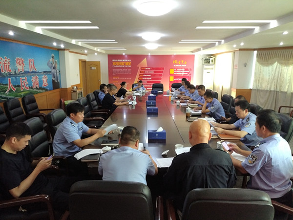 交警大队：全民动员 警民携手 共创国家园林县城